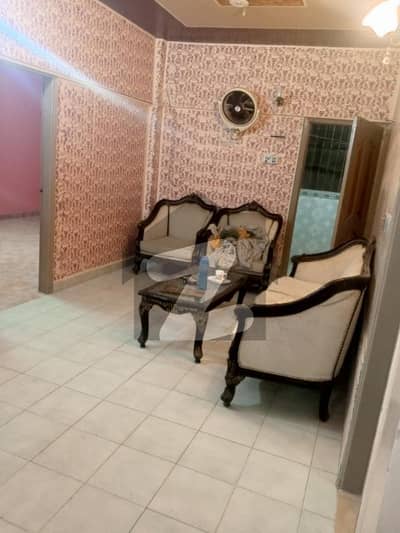 گلشنِ اقبال - بلاک 13 ڈی - 1 گلشنِ اقبال,گلشنِ اقبال ٹاؤن,کراچی میں 4 کمروں کا 8 مرلہ فلیٹ 1.5 کروڑ میں برائے فروخت۔