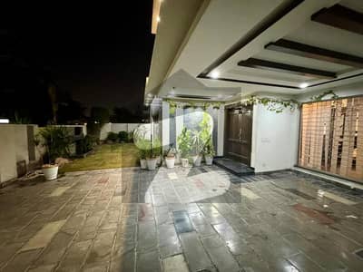 Ultra Luxury Fully Furnished House Available For Sale Ultra Luxury Fully Furnished House Available For Sale