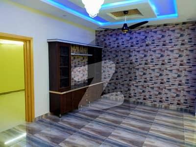 جی ۔ 14 اسلام آباد میں 2 کمروں کا 8 مرلہ زیریں پورشن 65.0 ہزار میں کرایہ پر دستیاب ہے۔