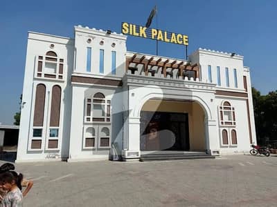 بیدیاں روڈ لاہور میں 3 کمروں کا 8 کنال فارم ہاؤس 40.0 ہزار میں کرایہ پر دستیاب ہے۔