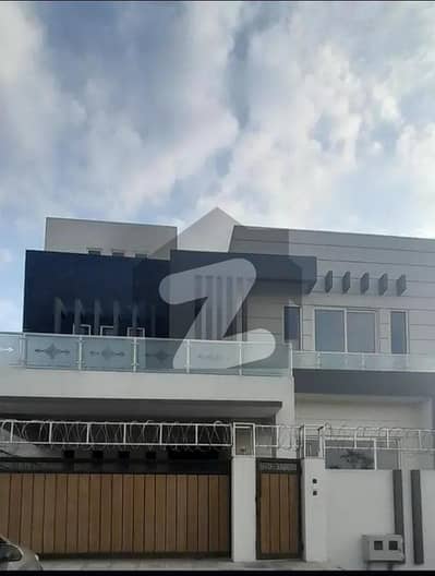 I-8.40x80. Ground Portion Available For Rent For More Options Available