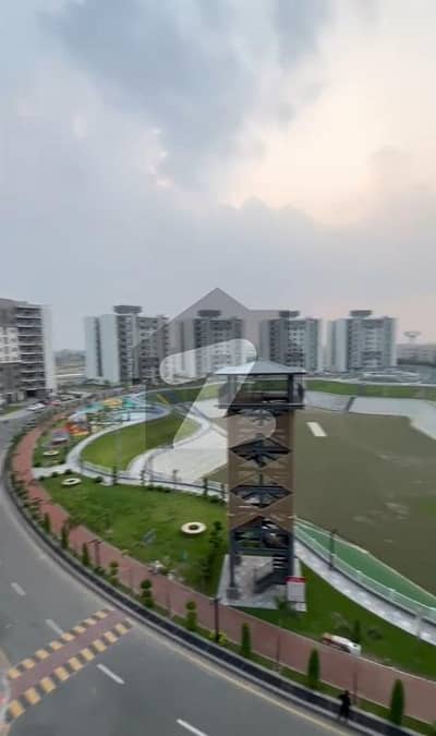 عسکری 11 عسکری,لاہور میں 3 کمروں کا 10 مرلہ فلیٹ 4.06 کروڑ میں برائے فروخت۔