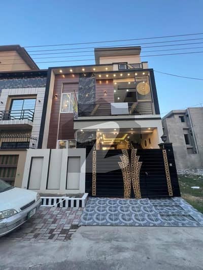 I Block 4 Marla Brand New House For Sale I Block 4 Marla Brand New House For Sale