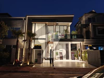 Luxurious 11 Marla Modren Design Brand New House For Sale In Bahria Town Lahore