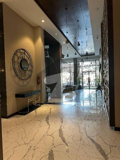 شہید ملت روڈ کراچی میں 3 کمروں کا 8 مرلہ فلیٹ 7.0 کروڑ میں برائے فروخت۔