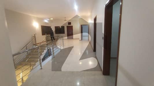 ڈی ایچ اے فیز 5 ڈی ایچ اے ڈیفینس,کراچی میں 6 کمروں کا 1 کنال مکان 4.5 لاکھ میں کرایہ پر دستیاب ہے۔ ڈی ایچ اے فیز 5 ڈی ایچ اے ڈیفینس,کراچی میں 6 کمروں کا 1 کنال مکان 4.5 لاکھ میں کرایہ پر دستیاب ہے۔