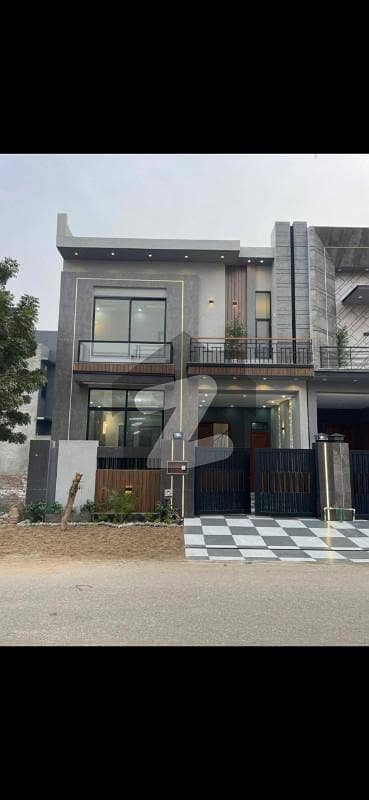 **5 Marla Luxury House For Sale In Park View City, Lahore. ** **5 Marla Luxury House For Sale In Park View City, Lahore. **