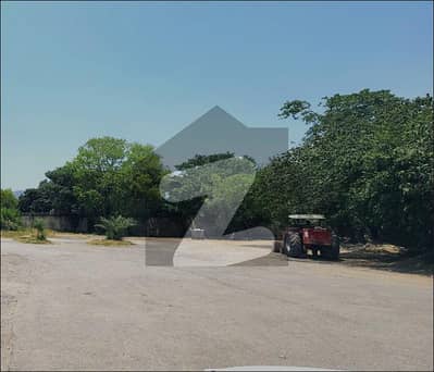 6 Kanal Plot Main Service Road Direct From Dry Port For Urgent Sale In I-10/3 6 Kanal Plot Main Service Road Direct From Dry Port For Urgent Sale In I-10/3