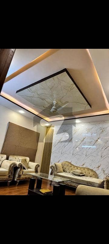 بہادر آباد گلشنِ اقبال ٹاؤن,کراچی میں 3 کمروں کا 9 مرلہ بالائی پورشن 3.25 کروڑ میں برائے فروخت۔