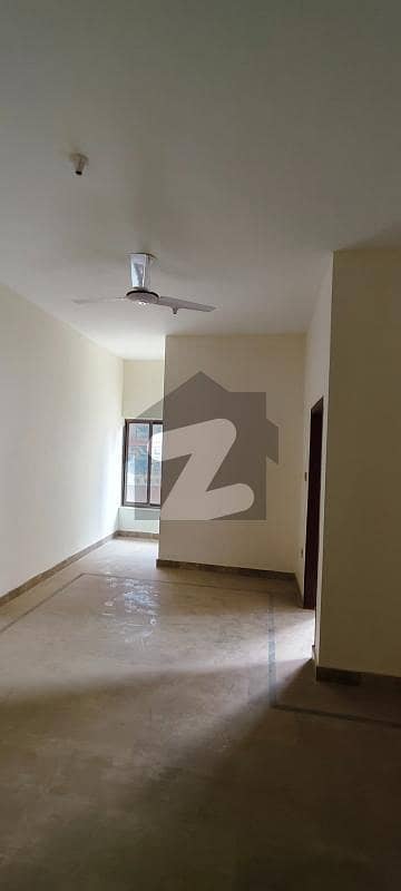 Beautiful flat available for rent Beautiful flat available for rent