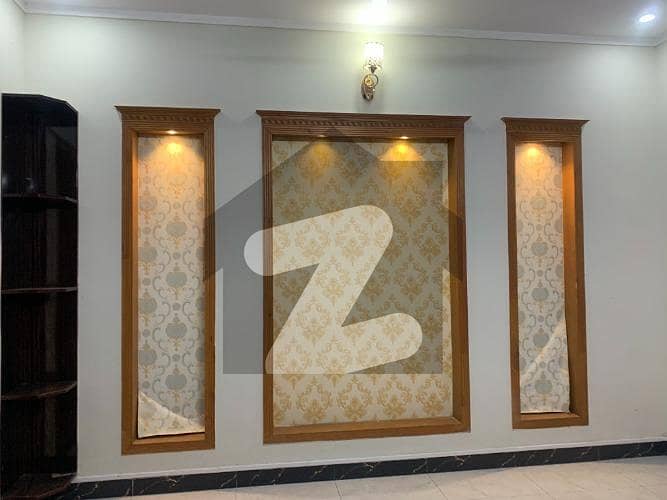 جی ۔ 13 اسلام آباد میں 5 کمروں کا 10 مرلہ مکان 6.5 کروڑ میں برائے فروخت۔ جی ۔ 13 اسلام آباد میں 5 کمروں کا 10 مرلہ مکان 6.5 کروڑ میں برائے فروخت۔