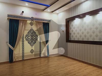 بحریہ ٹاؤن جاسمین بلاک بحریہ ٹاؤن سیکٹر سی,بحریہ ٹاؤن,لاہور میں 5 کمروں کا 10 مرلہ مکان 1.2 لاکھ میں کرایہ پر دستیاب ہے۔