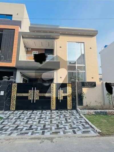 5 Marla Brand New House For Sale Direct Meeting With Owner In Parkview City Lahore