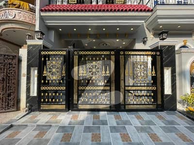 الاحمد گارڈن ہاوسنگ سکیم جی ٹی روڈ,لاہور میں 6 مرلہ مکان 2.5 کروڑ میں برائے فروخت۔