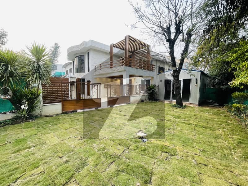 ایف ۔ 8 اسلام آباد میں 6 کمروں کا 1 کنال مکان 10.0 لاکھ میں کرایہ پر دستیاب ہے۔ ایف ۔ 8 اسلام آباد میں 6 کمروں کا 1 کنال مکان 10.0 لاکھ میں کرایہ پر دستیاب ہے۔