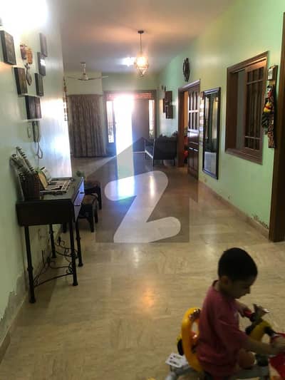 ڈی ایچ اے فیز 1 ڈی ایچ اے ڈیفینس,کراچی میں 3 کمروں کا 1 کنال مکان 1.8 لاکھ میں کرایہ پر دستیاب ہے۔