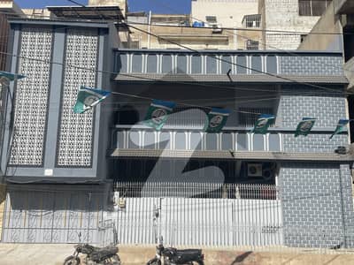 نارتھ کراچی ۔ سیکٹر 11اے نارتھ کراچی,کراچی میں 6 کمروں کا 10 مرلہ مکان 7.25 کروڑ میں برائے فروخت۔