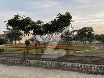 سینٹرل پارک ۔ بلاک ڈی سینٹرل پارک ہاؤسنگ سکیم,لاہور میں 11 مرلہ رہائشی پلاٹ 1.15 کروڑ میں برائے فروخت۔ سینٹرل پارک ۔ بلاک ڈی سینٹرل پارک ہاؤسنگ سکیم,لاہور میں 11 مرلہ رہائشی پلاٹ 1.15 کروڑ میں برائے فروخت۔