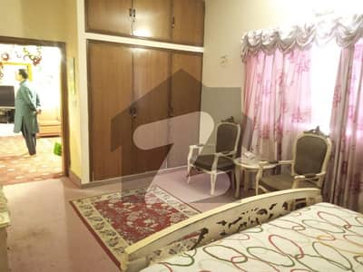 ڈی ایچ اے فیز 7 ڈی ایچ اے ڈیفینس,کراچی میں 6 کمروں کا 1 کنال مکان 13.0 کروڑ میں برائے فروخت۔