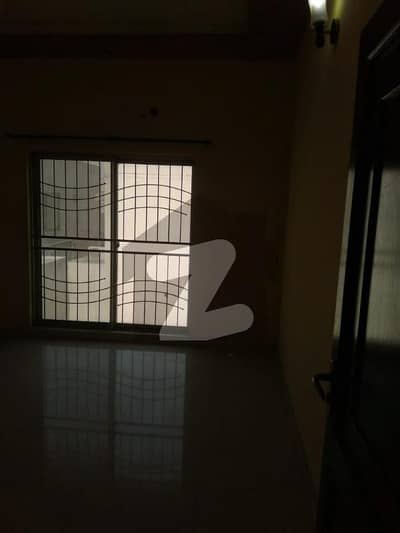 10 Marla Upper Portion Available For Rent In Bahria Town