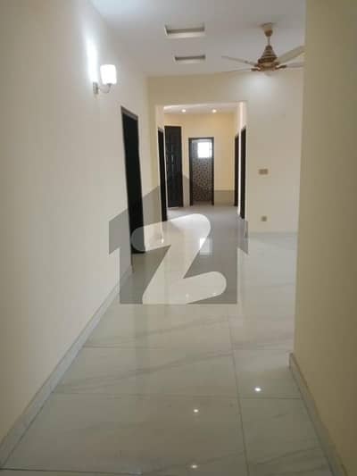 23M Corner House for rent Near Carrefour