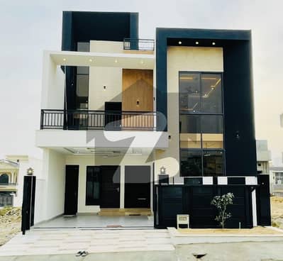 ایم پی سی ایچ ایس ۔ ملٹی گارڈنز بی ۔ 17,اسلام آباد میں 4 کمروں کا 8 مرلہ مکان 4.0 کروڑ میں برائے فروخت۔ ایم پی سی ایچ ایس ۔ ملٹی گارڈنز بی ۔ 17,اسلام آباد میں 4 کمروں کا 8 مرلہ مکان 4.0 کروڑ میں برائے فروخت۔