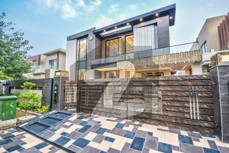 ڈی ایچ اے فیز 5 - بلاک جے فیز 5,ڈیفنس (ڈی ایچ اے),لاہور میں 5 کمروں کا 1 کنال مکان 8.95 کروڑ میں برائے فروخت۔