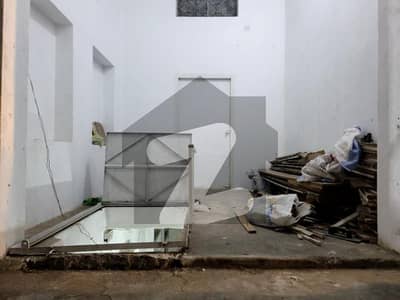 عبدالی روڈ لاہور میں 0 مرلہ دکان 45.0 ہزار میں کرایہ پر دستیاب ہے۔