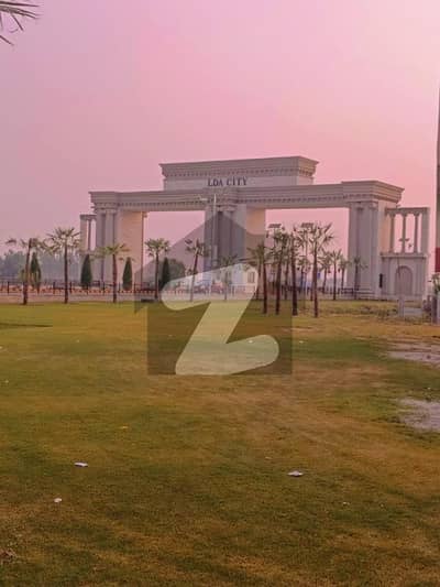 10 Marla Plot Best Choice For Home Or Investment, LDA City