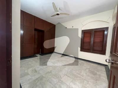 ڈی ایچ اے فیز 3 - بلاک ایکس فیز 3,ڈیفنس (ڈی ایچ اے),لاہور میں 5 کمروں کا 1 کنال مکان 2.2 لاکھ میں کرایہ پر دستیاب ہے۔