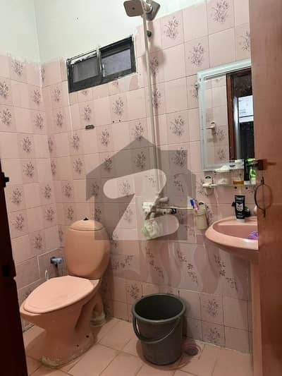 1st and 2nd floor understand