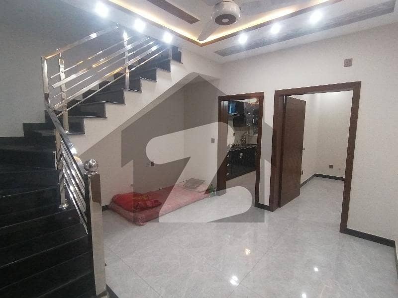 ڈی ۔ 12 اسلام آباد میں 3 کمروں کا 4 مرلہ مکان 4.75 کروڑ میں برائے فروخت۔ ڈی ۔ 12 اسلام آباد میں 3 کمروں کا 4 مرلہ مکان 4.75 کروڑ میں برائے فروخت۔