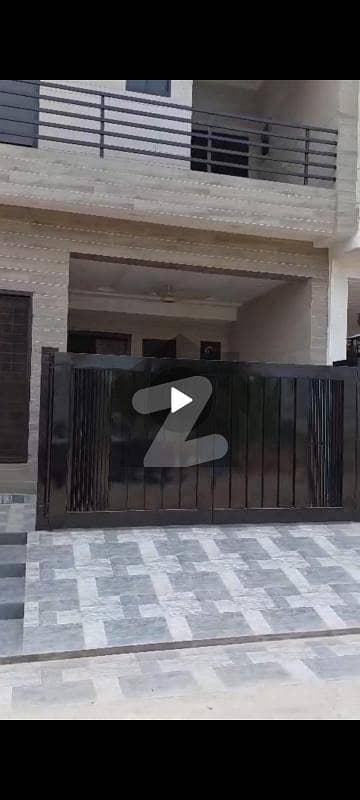 ویلینشیاء ہاؤسنگ سوسائٹی لاہور میں 3 کمروں کا 5 مرلہ مکان 2.7 کروڑ میں برائے فروخت۔