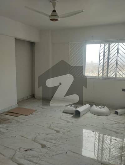 In Clifton - Block 7 2400 Square Feet Flat For Sale