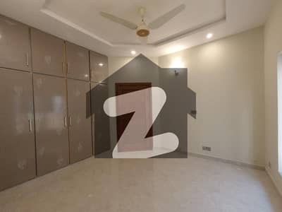 BEAUTIFUL LOCATION HOUSE FOR RENT