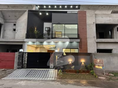 بش ایگزیکٹو ولاز ملتان میں 4 کمروں کا 5 مرلہ مکان 1.85 کروڑ میں برائے فروخت۔