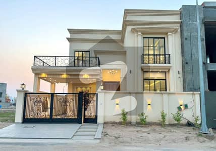 Get In Touch Now To Buy A Prime Location 10 Marla House In Multan