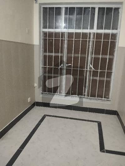 جی ۔ 9 اسلام آباد میں 5 کمروں کا 11 مرلہ مکان 8.5 کروڑ میں برائے فروخت۔