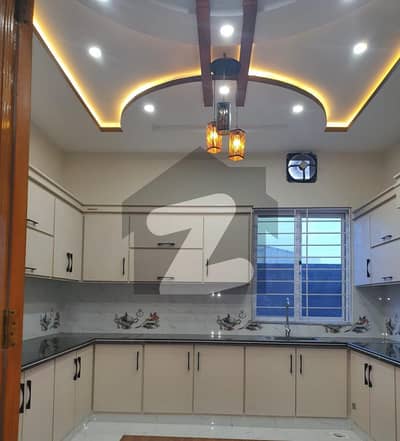 آئی ۔ 8 اسلام آباد میں 4 کمروں کا 14 مرلہ بالائی پورشن 1.9 لاکھ میں کرایہ پر دستیاب ہے۔