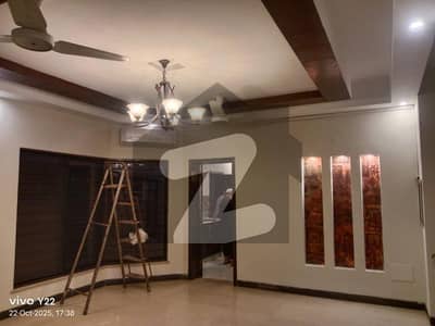 ڈی ایچ اے فیز 5 ڈیفنس (ڈی ایچ اے),لاہور میں 5 کمروں کا 10 مرلہ مکان 2.3 لاکھ میں کرایہ پر دستیاب ہے۔ ڈی ایچ اے فیز 5 ڈیفنس (ڈی ایچ اے),لاہور میں 5 کمروں کا 10 مرلہ مکان 2.3 لاکھ میں کرایہ پر دستیاب ہے۔