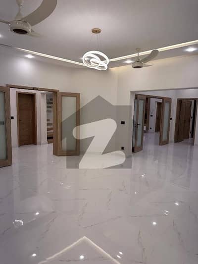 ڈی ایچ اے فیز 5 - بلاک ڈی فیز 5,ڈیفنس (ڈی ایچ اے),لاہور میں 6 کمروں کا 1 کنال مکان 4.2 لاکھ میں کرایہ پر دستیاب ہے۔ ڈی ایچ اے فیز 5 - بلاک ڈی فیز 5,ڈیفنس (ڈی ایچ اے),لاہور میں 6 کمروں کا 1 کنال مکان 4.2 لاکھ میں کرایہ پر دستیاب ہے۔