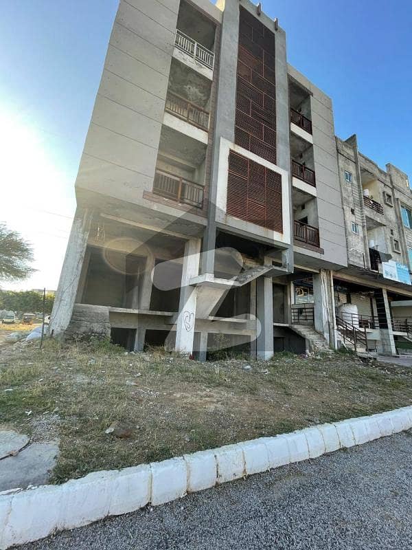 بی ۔ 17 اسلام آباد میں 11 کمروں کا 11 مرلہ عمارت 14.0 کروڑ میں برائے فروخت۔ بی ۔ 17 اسلام آباد میں 11 کمروں کا 11 مرلہ عمارت 14.0 کروڑ میں برائے فروخت۔