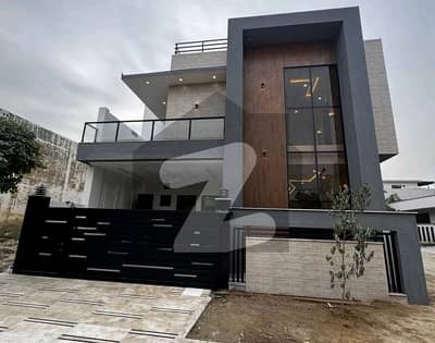 ایم پی سی ایچ ایس - بلاک سی ایم پی سی ایچ ایس ۔ ملٹی گارڈنز,بی ۔ 17,اسلام آباد میں 8 مرلہ مکان 4.3 کروڑ میں برائے فروخت۔ ایم پی سی ایچ ایس - بلاک سی ایم پی سی ایچ ایس ۔ ملٹی گارڈنز,بی ۔ 17,اسلام آباد میں 8 مرلہ مکان 4.3 کروڑ میں برائے فروخت۔