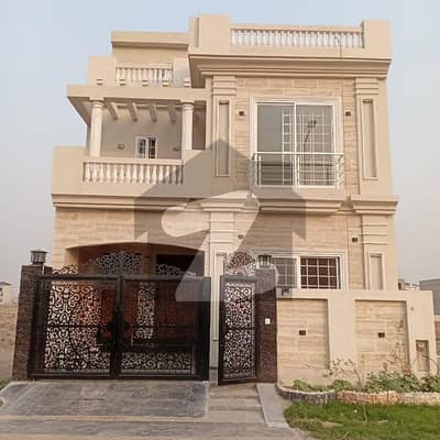 5 Marla House Park View City - Diamond Block at Prime Location Is Available For Sale