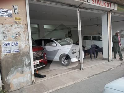 Big twelve marla hall and office double store building for rent in mein kahsmir road near cantt