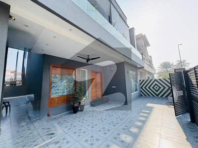 سٹی ہاؤسنگ سوسائٹی گوجرانوالہ میں 6 کمروں کا 10 مرلہ مکان 4.8 کروڑ میں برائے فروخت۔ سٹی ہاؤسنگ سوسائٹی گوجرانوالہ میں 6 کمروں کا 10 مرلہ مکان 4.8 کروڑ میں برائے فروخت۔