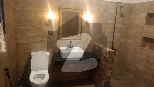 250 sqyds ground portion available on rent in DHA Phase 7, located on Khayaban-e-Hilal near Neal Commercial Avenue 250 sqyds ground portion available on rent in DHA Phase 7, located on Khayaban-e-Hilal near Neal Commercial Avenue