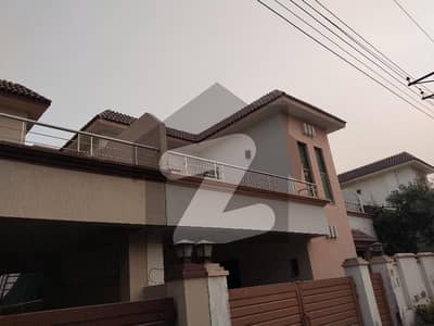 Modern House For Sale In Askari 11 Lahore  Beautiful view