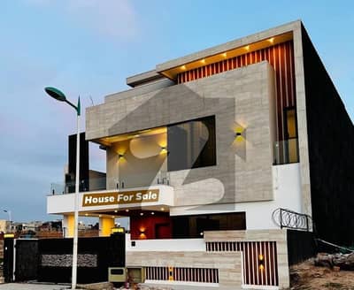 10 Marla Brand New Boulevard Double Unite House For Sale 10 Marla Brand New Boulevard Double Unite House For Sale