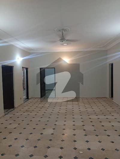 21 Marla 3 Story House With 12-13 Rooms Available For Commercial Use 21 Marla 3 Story House With 12-13 Rooms Available For Commercial Use